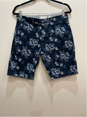 Denim & Flower Flat Front Shorts Waist 30 Navy Floral Resort Summer Party